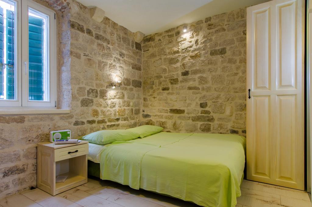 Apartments Kaja Trogir Rum bild